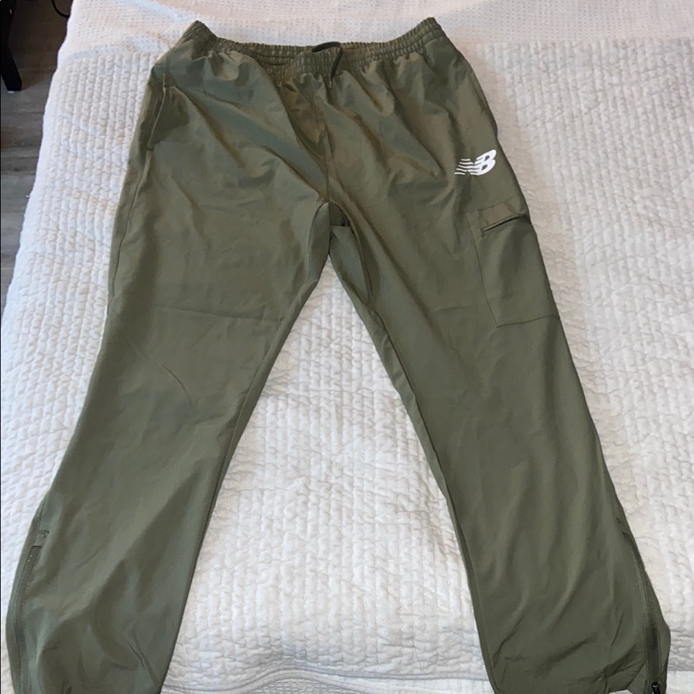 New Balance Green Sweatpants Relaxed Fit Joggers